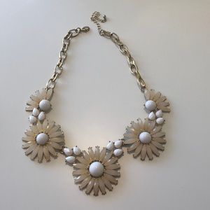 Statement necklace